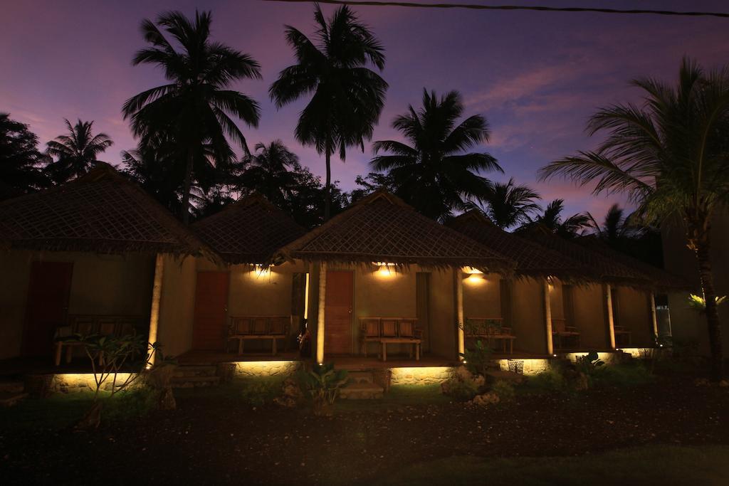 Batukaras Bale Karang Cottages מראה חיצוני תמונה